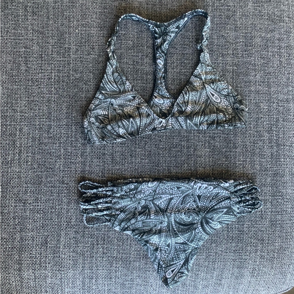 Stone Fox Swim Set